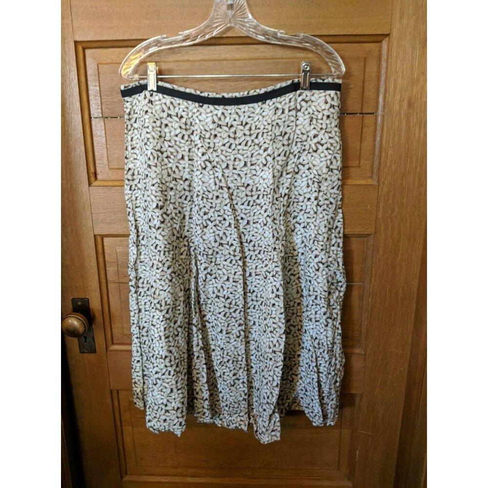 CJ Banks Size 14 Floral Skirt Rayon Lightweight  Aline Brown Tan White Modest